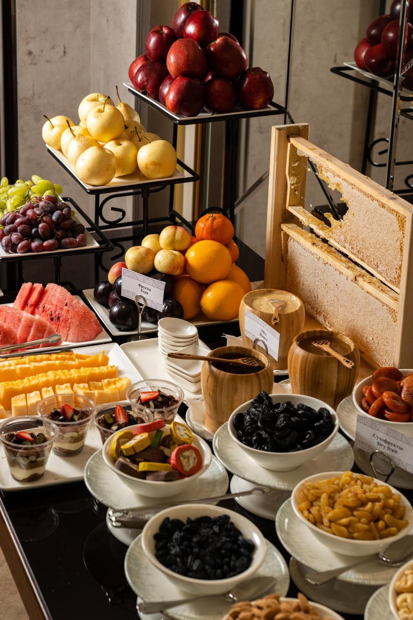 Europe Hotel Ташкент Экстерьер фото